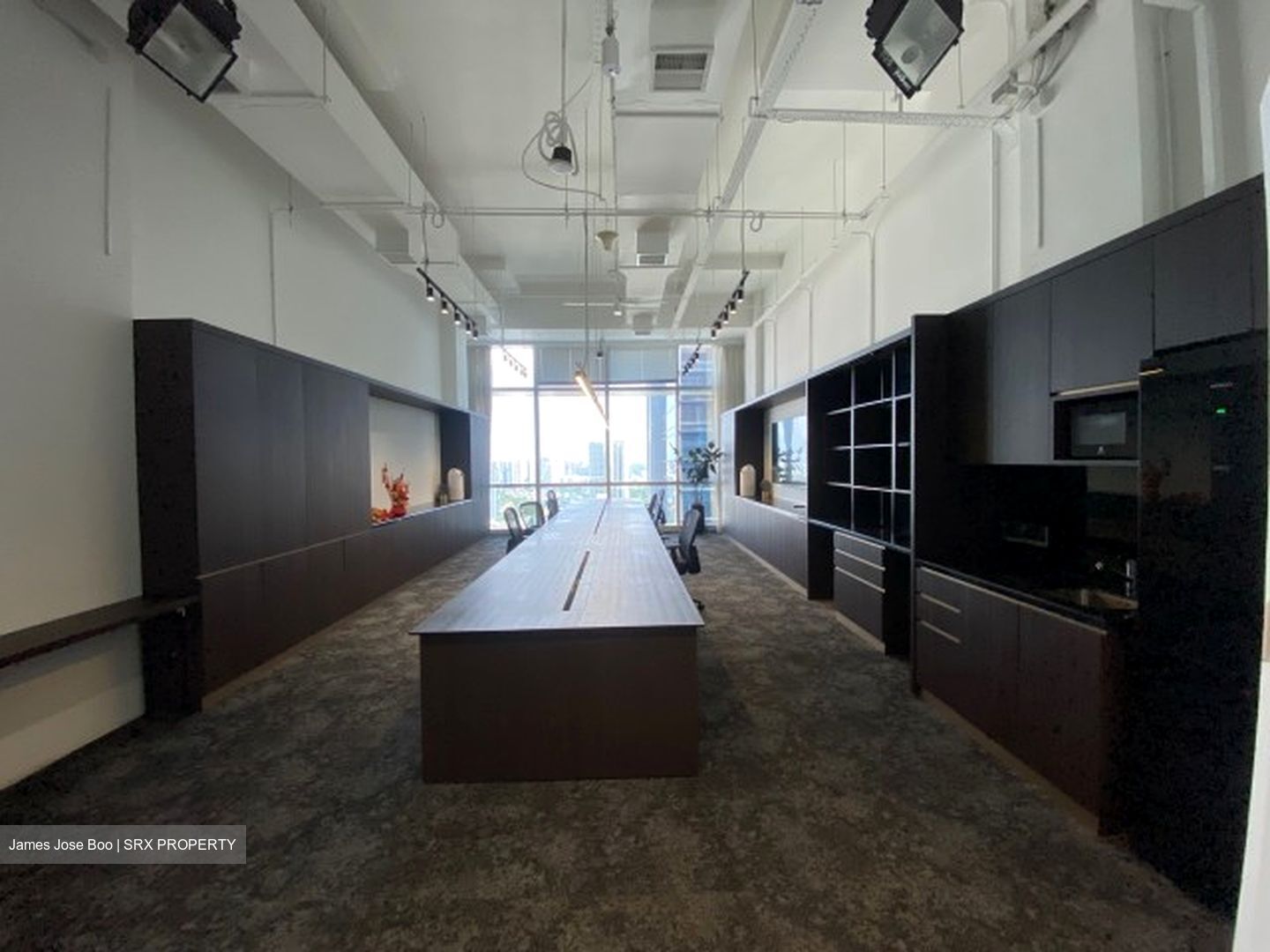 Sbf Center (D1), Office #553940211